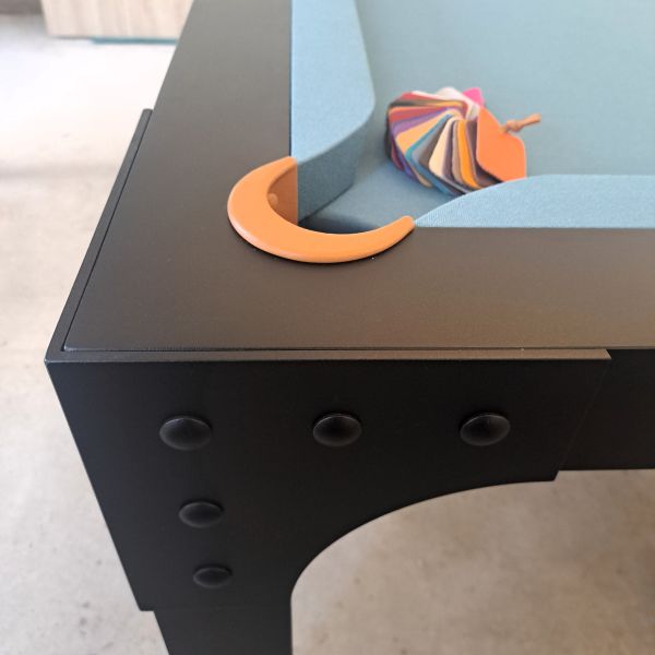 Exemple de poches en cuir de billard